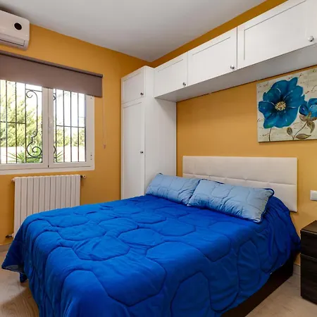 Holiday home Esclusivo Con Piscina E Giardino